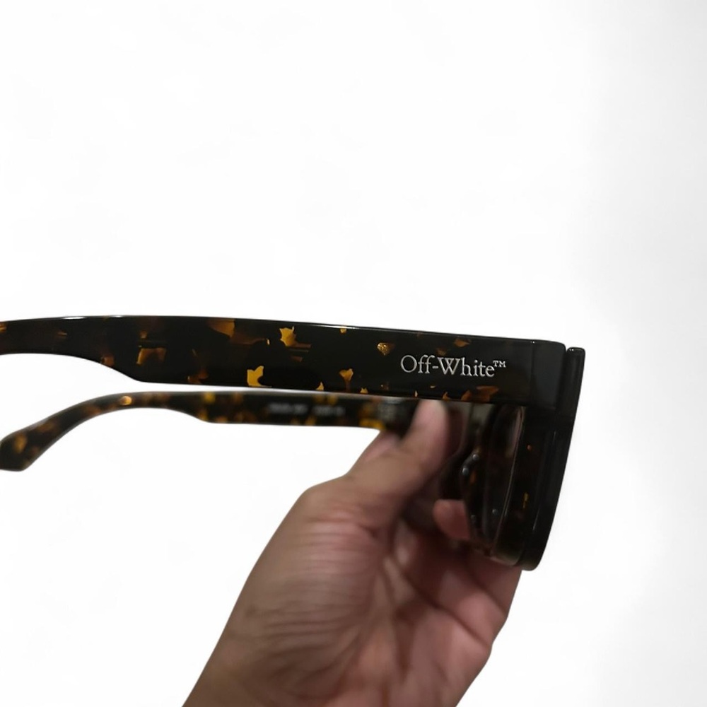 Off-White Tortoiseshell Rectangular Sunglasses - … - image 8